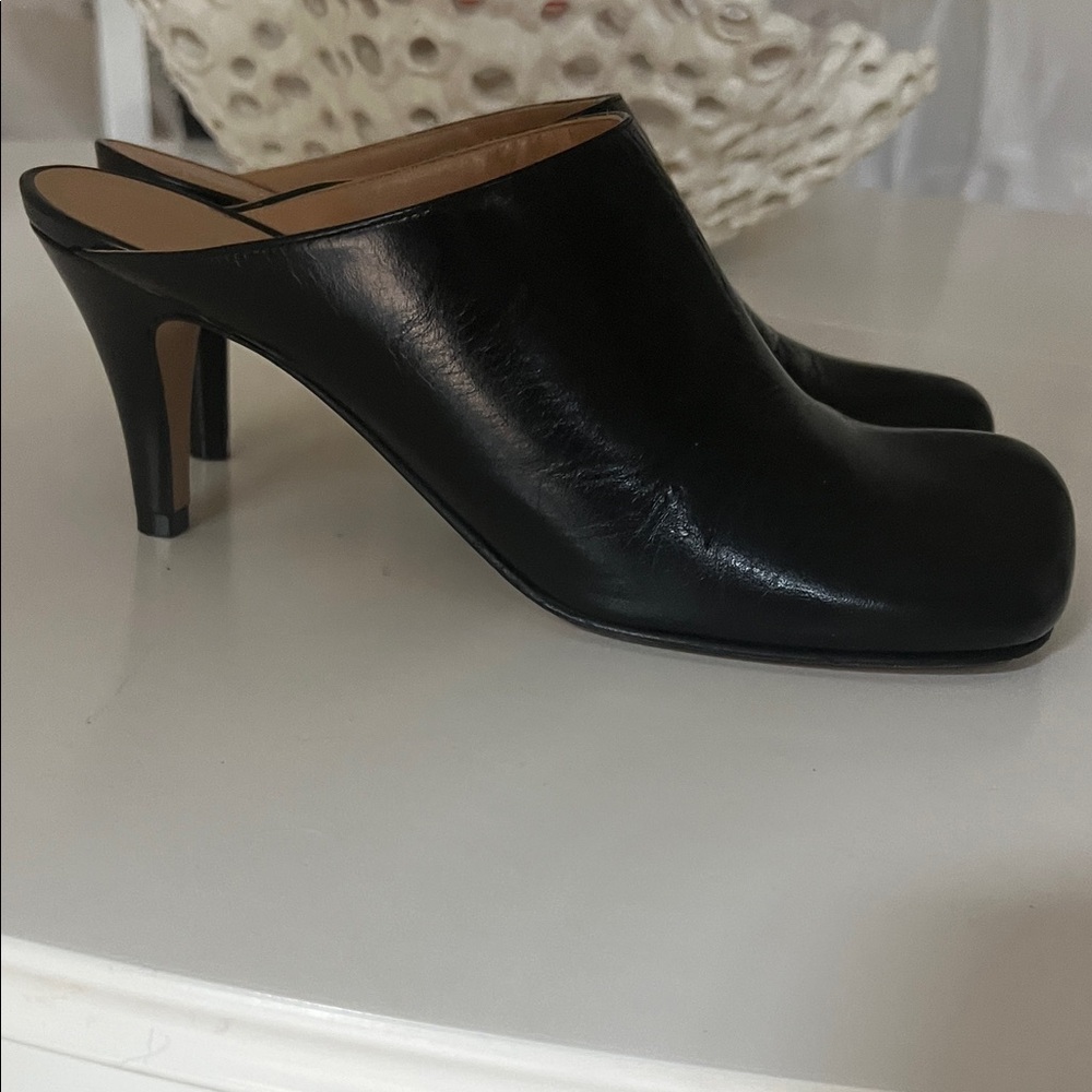 Bottega Veneta Black Leather Mules with Slim Heel